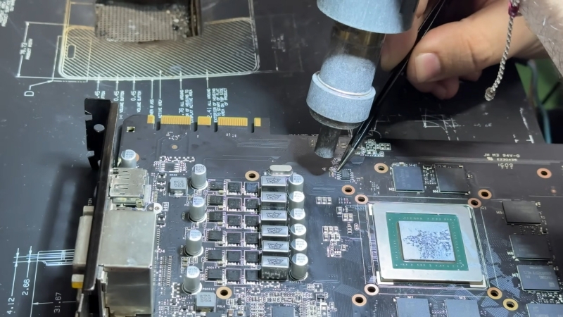 Энтузиасты прокачали GeForce GTX 970 до 8 Гбайт GDDR5 — часть памяти всё равно  тормозила, но производительность удвоилась