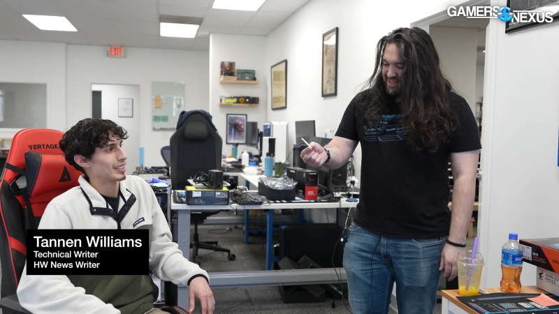 Внутри Radeon RX 9070 XT Sakura Atlantis обнаружился аромадиффузор с «запахом океана»