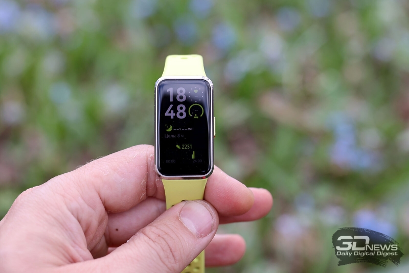 Фитнес-браслет HUAWEI Band 10: настоящий металл