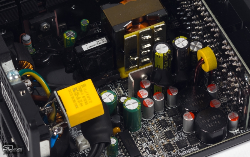 Обзор блока питания Formula V Line APMM-1000GM