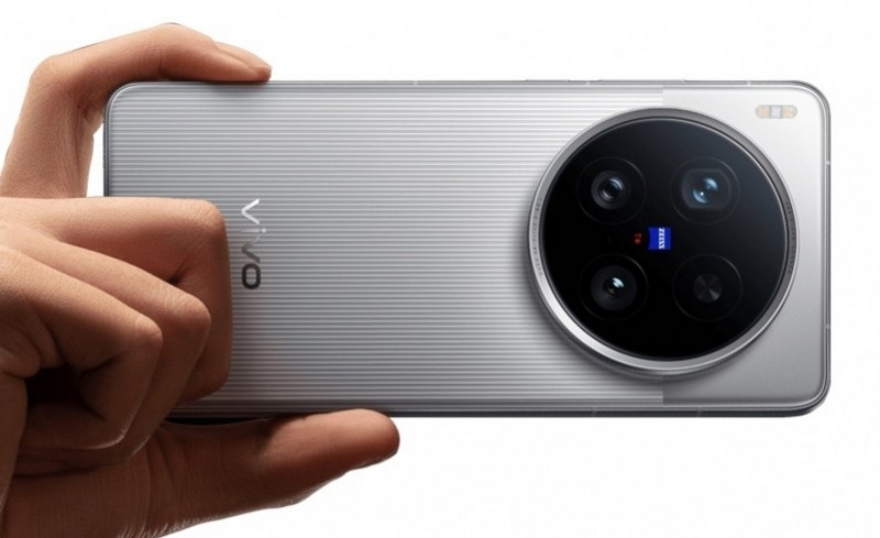 Представлен флагманский камерофон Vivo X200 Ultra с 35-мм камерой и съёмным 200-мм объективом — от $890