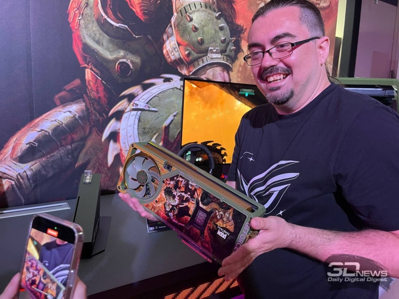 Asus показала огромную видеокарту RTX 5080 Noctua Edition и «адскую» ROG Astral RTX 5080 Doom Edition