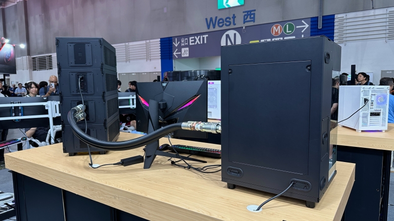 Thermaltake показала ПК-корпус IX700 с иммерсионным охлаждением комплектующих