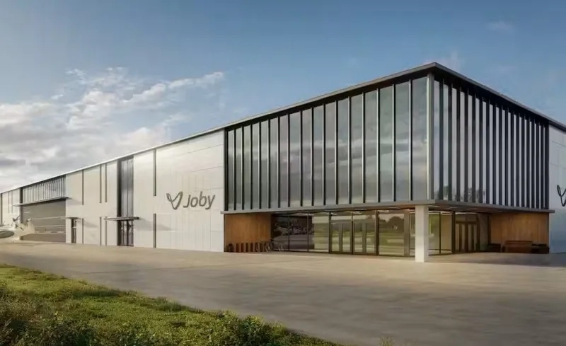 Дубай стал на шаг ближе к запуску аэротакси — Joby Aviation доставила первый серийный электролёт в ОАЭ
