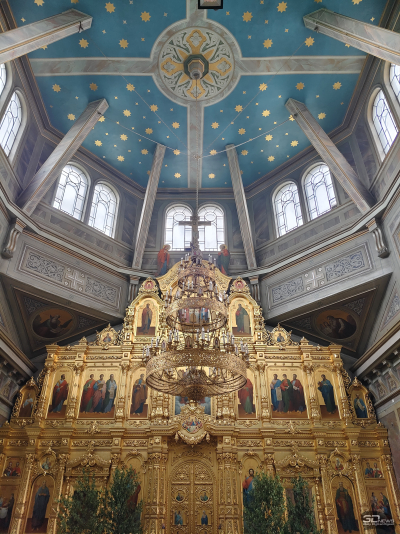 Обзор смартфона IQOO Z10: не ждите разрядки