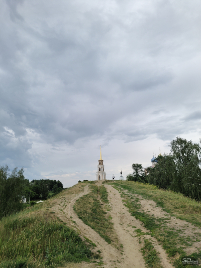 Обзор смартфона IQOO Z10: не ждите разрядки