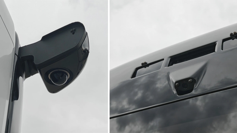 Российский беспилотный тягач Navio L5 показали живьём — без кабины, но с LED-экраном