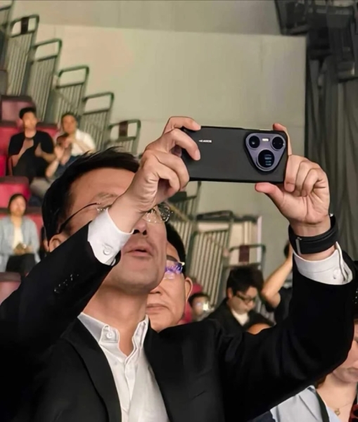 В Huawei случайно «засветили» новый флагман Pura 80 Ultra до анонса