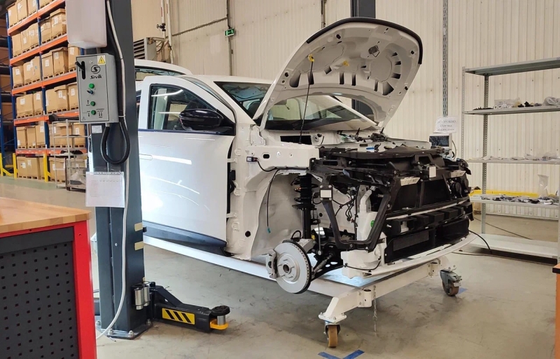 В России построили линию для конвейерной сборки отечественного электромобиля «Атом»