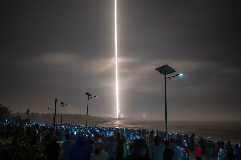 Китай изо всех сил стремится создать аналог Starlink, но пока драматически отстаёт от SpaceX