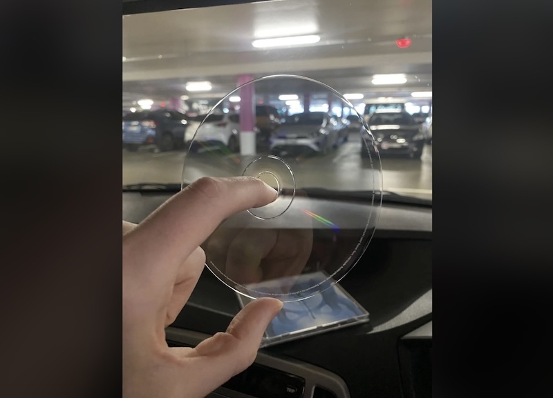 Lorde выпустила новый альбом на прозрачном компакт-диске — плееры его не могут прочитать