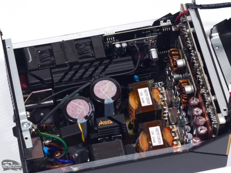 Обзор блока питания MSI MEG Ai1600T PCIE5 с двумя разъемами 12V-2x6