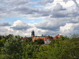 Обзор смартфона Nothing Phone (3): неординарный флагман с двумя экранами