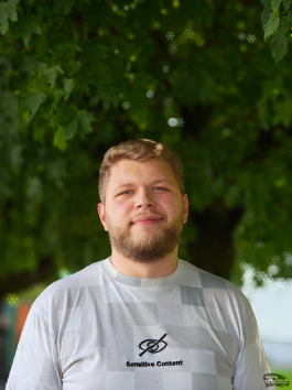 Обзор смартфона Nothing Phone (3): неординарный флагман с двумя экранами