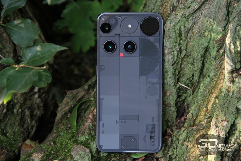 Обзор смартфона Nothing Phone (3): неординарный флагман с двумя экранами