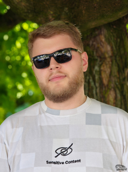 Обзор смартфона Nothing Phone (3): неординарный флагман с двумя экранами