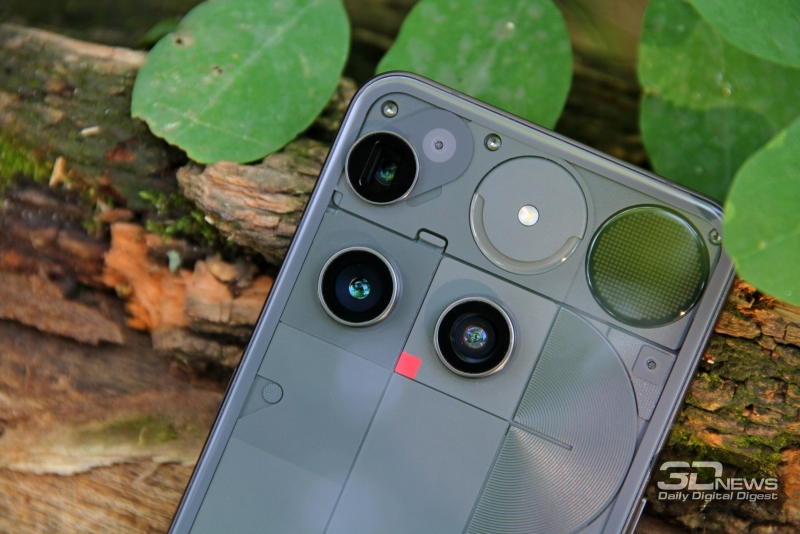 Обзор смартфона Nothing Phone (3): неординарный флагман с двумя экранами