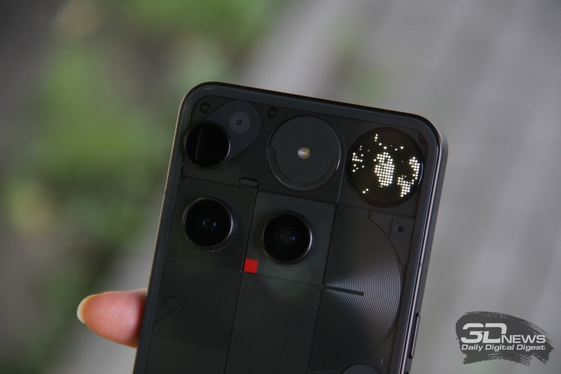 Обзор смартфона Nothing Phone (3): неординарный флагман с двумя экранами