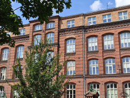 Обзор смартфона Nothing Phone (3): неординарный флагман с двумя экранами