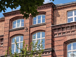 Обзор смартфона Nothing Phone (3): неординарный флагман с двумя экранами