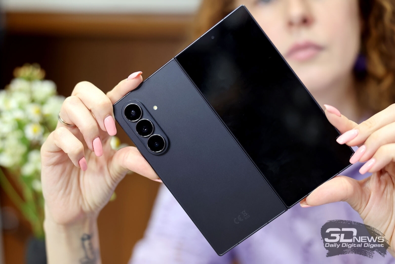 Samsung представила Galaxy Z Fold7 — тонкий складной смартфон с 200-Мп камерой и ценой от 148 990 рублей