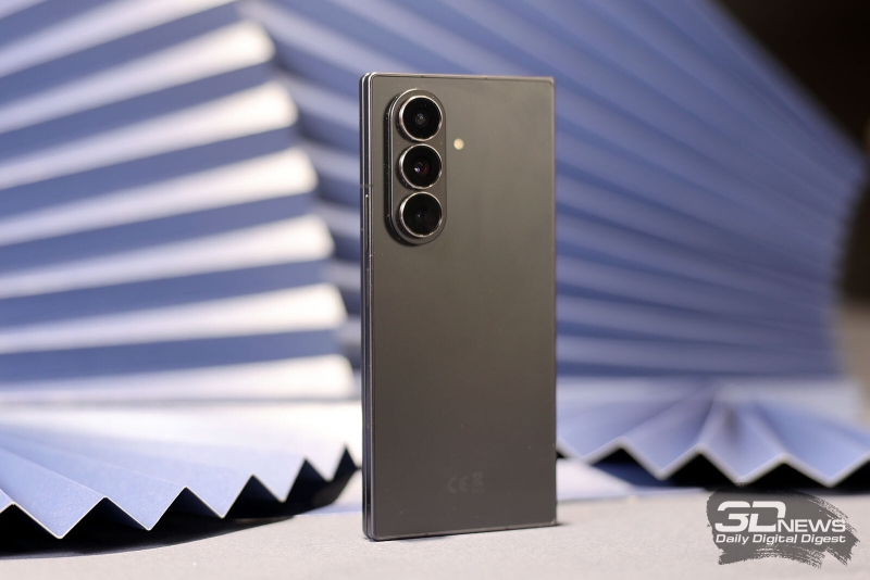 Samsung представила Galaxy Z Fold7 — тонкий складной смартфон с 200-Мп камерой и ценой от 148 990 рублей