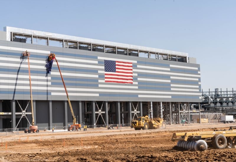 Американское правительство может использовать для покупки пакета акций Intel средства, выделенные по «Закону о чипах»