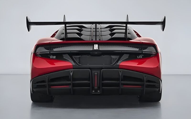 BYD готовит к выпуску электрический гиперкар мощностью более 3000 л.с.