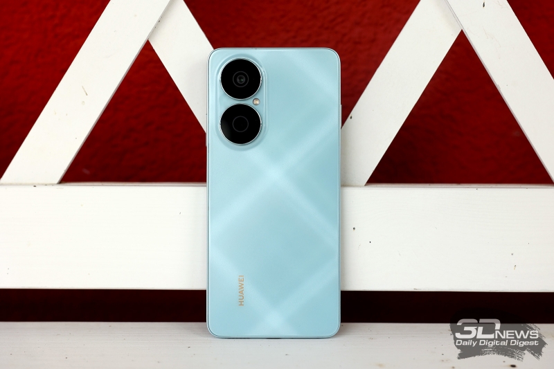 Доступный смартфон Honor 400 Smart 5G получил аккумулятор на 6500 мА·ч и разъём для наушников