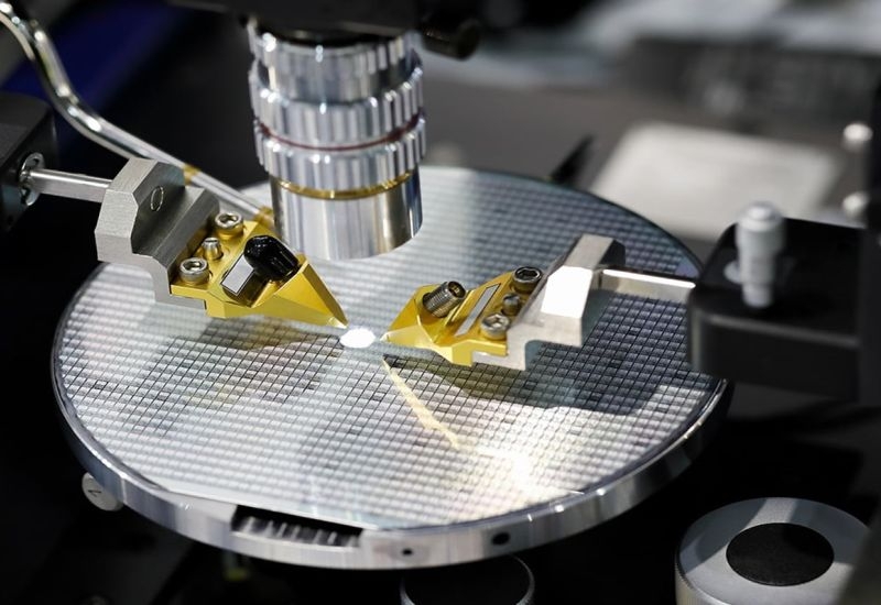 Intel скатилась на пятое место среди крупнейших поставщиков чипов в мире — лидирует Nvidia с в 3,5 раза большей выручкой