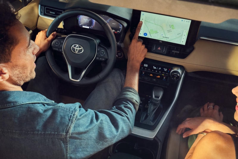 Крупнейшие автопроизводители оказались никудышными разработчиками ПО