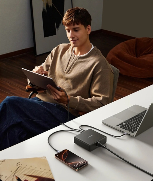 UGREEN запустила глобальные продажи 145-Вт пауэрбанка с беспроводной зарядкой, 200-Вт адаптера питания и беспроводных наушников