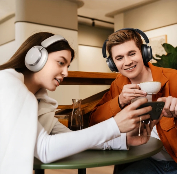 UGREEN запустила глобальные продажи 145-Вт пауэрбанка с беспроводной зарядкой, 200-Вт адаптера питания и беспроводных наушников