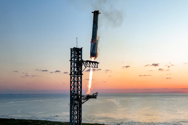 В преддверии десятого испытательного полёта Starship компания SpaceX раскрыла причины двух прошлых неудач