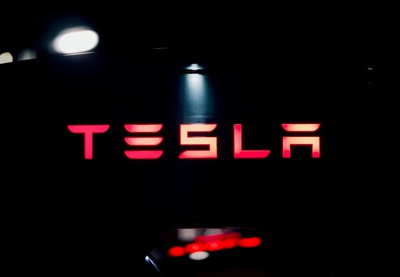 Империя Маска трещит по швам: Tesla и xAI за год потеряли множество ценных специалистов
