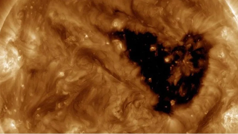 Малый ледниковый период отменяется: с 2008 года Солнце начало увеличивать активность