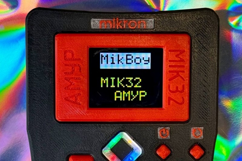 «Микрон» представил отечественную консоль MikBoy — на полностью российском контроллере RISC-V