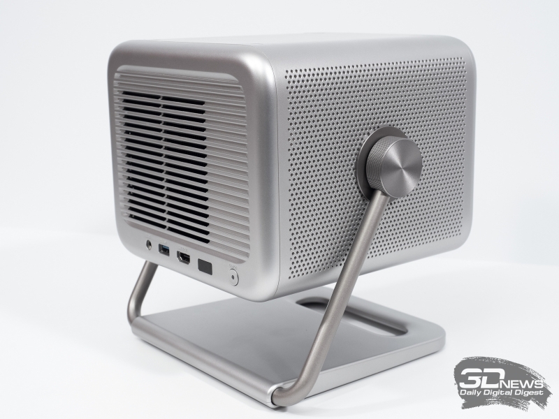 Обзор лазерного 4К-проектора Hisense M2 Pro: универсальный компаньон