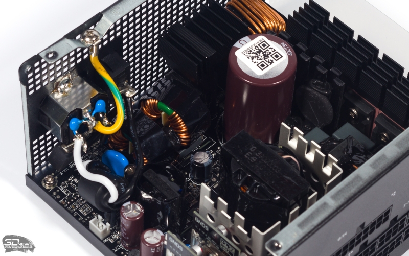 Обзор «золотого» блока питания GamerStorm PQ1000G (PQA00G-FD) с разъемом 12V-2x6