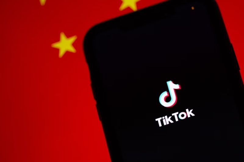 Трамп на этой неделе объявит, что сделка по TikTok соответствует требованиям закона, но не получит «золотую акцию»