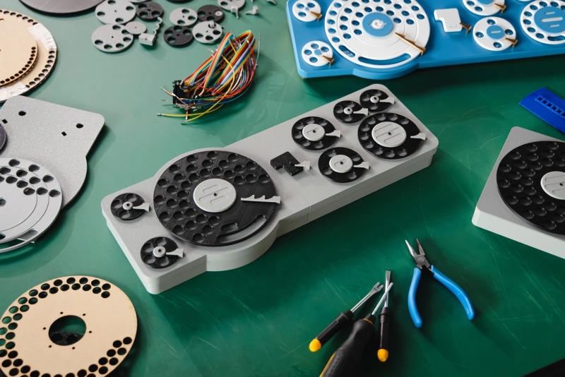 Японский Google придумал бесклавишную клавиатуру с дисковым набором