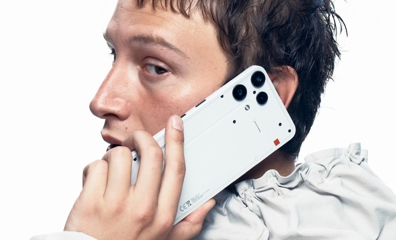 Nothing представила минималистичный смартфон Phone (3a) Lite с одиноким светодиодом и ёмкой батареей за €249