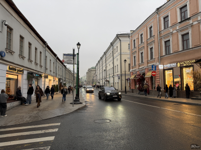 Обзор смартфона Apple iPhone 17 Pro Max: батя в городе