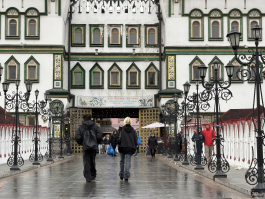 Обзор смартфона Apple iPhone 17 Pro Max: батя в городе