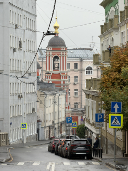 Обзор смартфона Apple iPhone 17 Pro Max: батя в городе