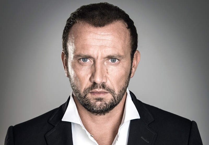 Samsung заполучила своего Джони Айва — впервые с 1938 года компания наняла главного дизайнера