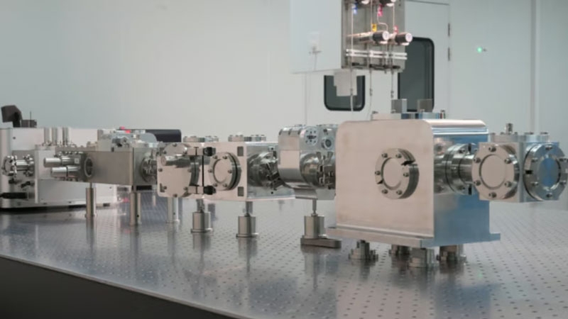 Китайцы создали EUV-сканер на гармониках — в тысячи раз компактнее «шкафов» ASML