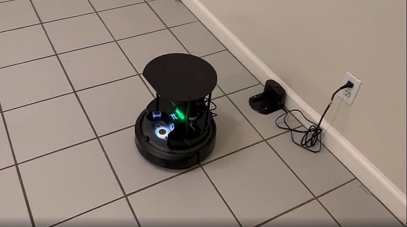 Робот-пылесос в эксперименте с LLM-моделями устроил «театр абсурда» при разрядке батареи